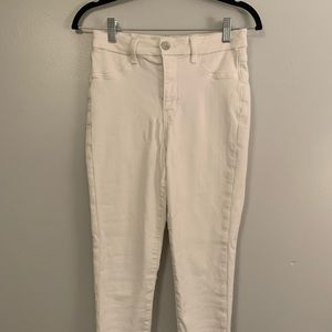 American Eagle White Jeans